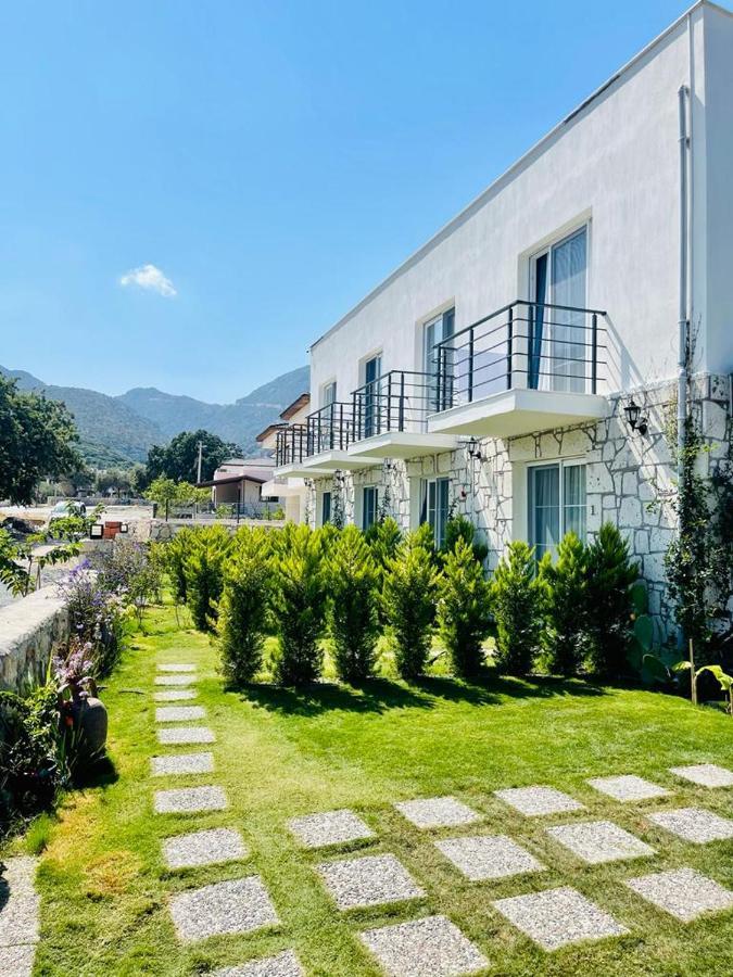 Merlin Apart Otel Karaburun  Exterior photo