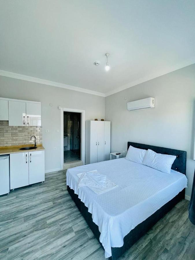 Merlin Apart Otel Karaburun  Exterior photo